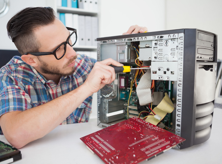 When To Opt For Professional Laptop Repair Service?